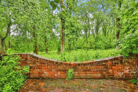3 bedroom end of terrace house for sale, Hassock Lane, Derbyshire DE75