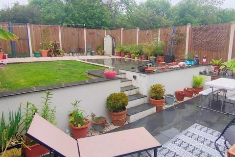 undefined, Bryn Glas, Wrexham LL14