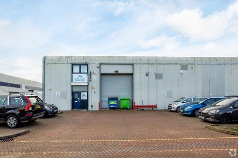 Distribution warehouse to rent, Church Rd Mitcham CR4 3TD