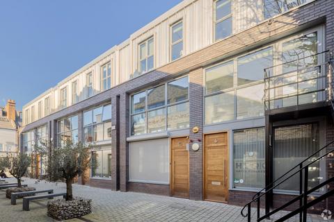 Office to rent, Turnham Green Terrace Mews London W4 1QU