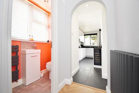 20 Warren Drive, Orpington, BR6 6EX