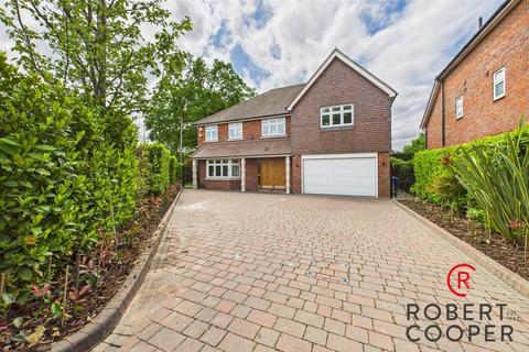 undefined, The Drive, Ickenham, Uxbridge, UB10