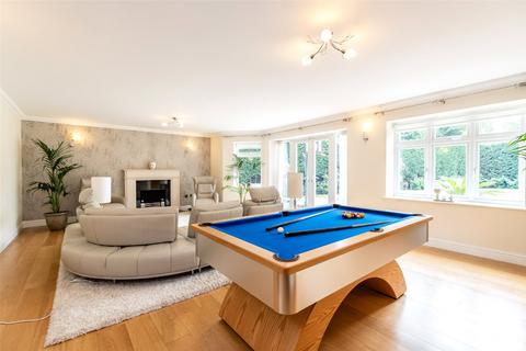 undefined, The Drive, Ickenham, Uxbridge, UB10