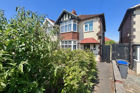 3 bedroom semi-detached house for sale, Sandicroft Road, North Shore FY1