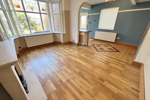 3 bedroom semi-detached house for sale, Sandicroft Road, North Shore FY1