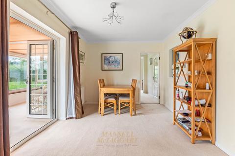 Chellows Gate Chellows Lane, Crowhurst, Lingfield, RH7 6LU