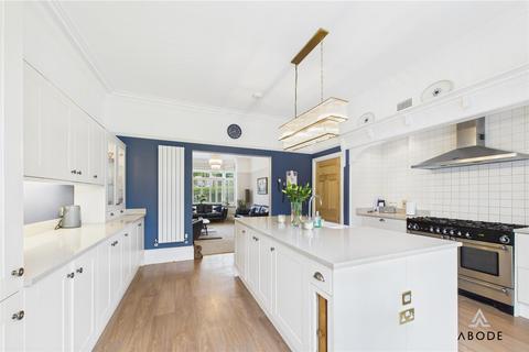 6 bedroom semi-detached house for sale, Ashby Road, Burton-On-Trent DE15
