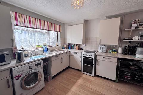 86 Lullingstone Avenue, Swanley, BR8 7JW