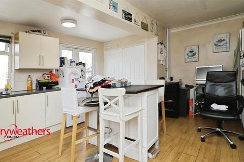 3 bedroom semi-detached house for sale, Woodhouse Road, Doncaster