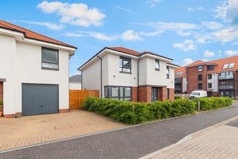 4 bedroom detached house to rent, Calico Road, Newton Mearns, East Renfrewshire, G77