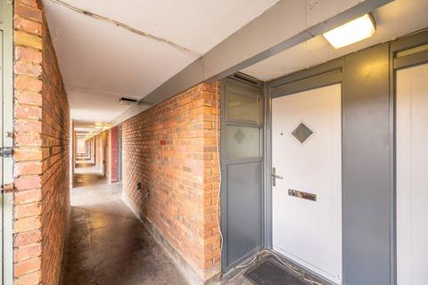 3 bedroom flat for sale, Stafford Court, Hanwell, London, W7