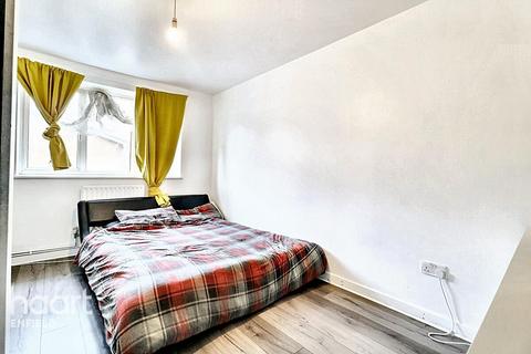 undefined, Bullsmoor Way, Waltham Cross