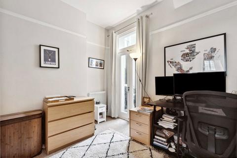 2 bedroom flat for sale, Landor Road, London SW9