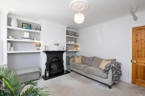 22 Bower Vale, Epping, CM16 7AS