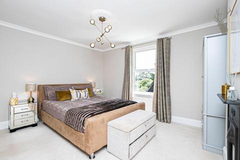 22 Bower Vale, Epping, CM16 7AS