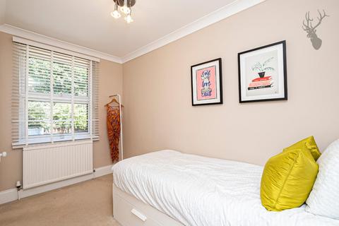 22 Bower Vale, Epping, CM16 7AS
