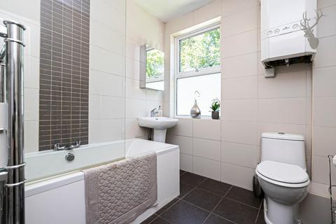 22 Bower Vale, Epping, CM16 7AS