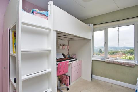 13 Kimberley Close, Dover, CT16 2JW