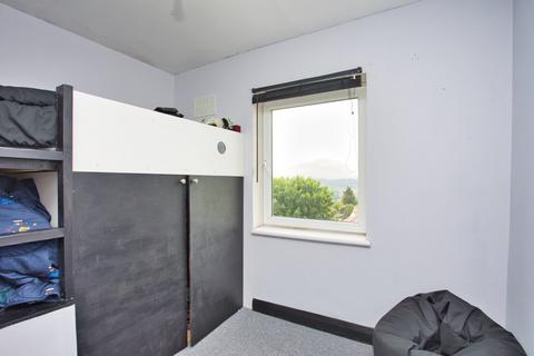 13 Kimberley Close, Dover, CT16 2JW