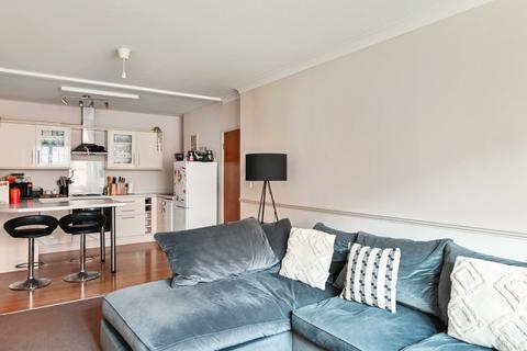 2 bedroom flat for sale, Rowntree Wharf, Navigation Road, York, YO1