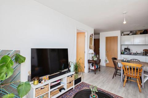 2 bedroom apartment for sale, Middlewood Plaza, 3 Craven Street, M5