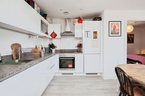 2 bedroom apartment for sale, Middlewood Plaza, 3 Craven Street, M5