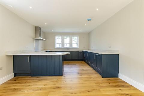 3 bedroom detached house for sale, Lime Grove, Ashover, Chesterfield