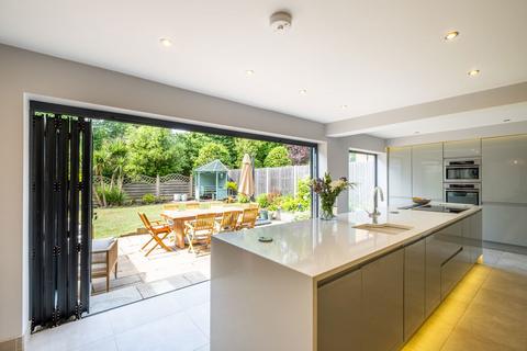 28 Midgley Drive, Sutton Coldfield, B74 2TW