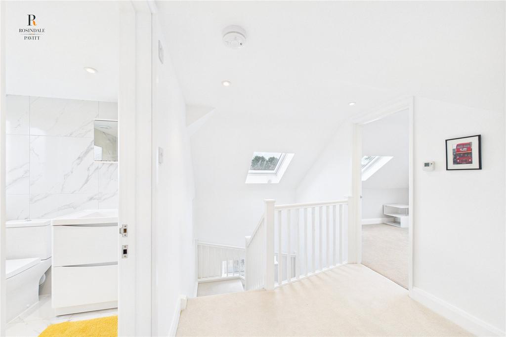 2nd Floor Landing