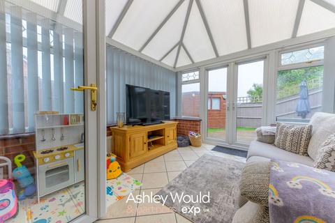 19 Amphletts Close, Netherton, Dudley, DY2 9NZ