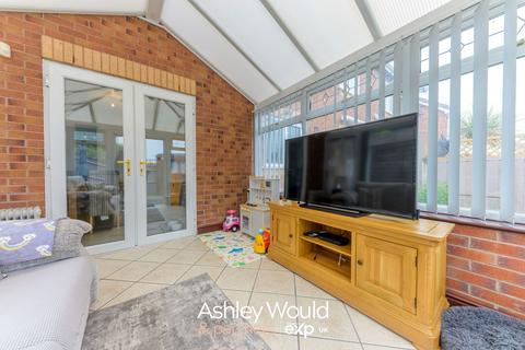 19 Amphletts Close, Netherton, Dudley, DY2 9NZ