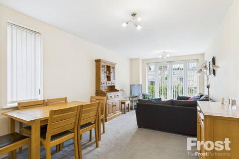 2 bedroom apartment for sale, Sidney Road, Staines-upon-Thames, Surrey, TW18