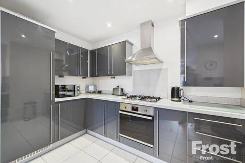 2 bedroom apartment for sale, Sidney Road, Staines-upon-Thames, Surrey, TW18