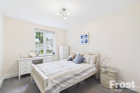 2 bedroom apartment for sale, Sidney Road, Staines-upon-Thames, Surrey, TW18