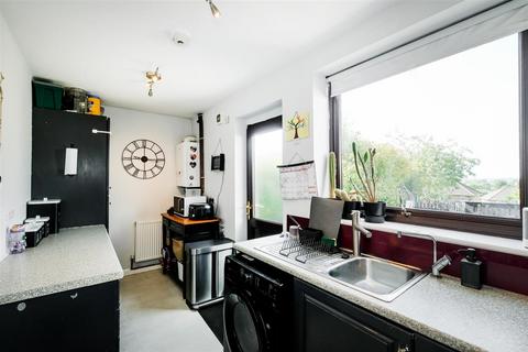 33 Weale Road, London, E4 6JL