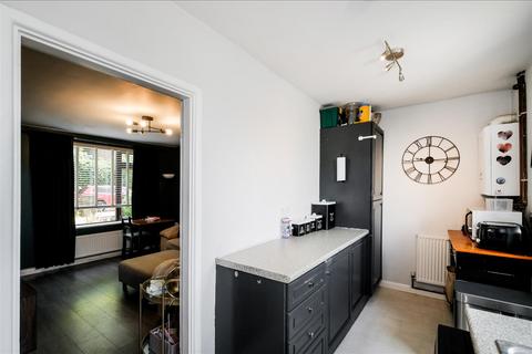 33 Weale Road, London, E4 6JL