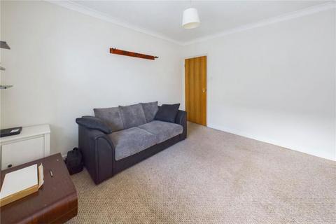 1 bedroom apartment for sale, Queens Road, East Grinstead, West Sussex, RH19 1BE