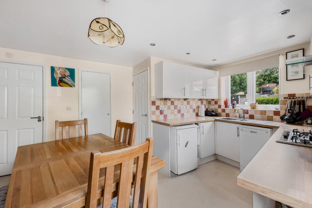 Kitchen/Dining