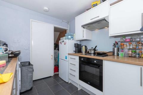 3 bedroom house for sale, Dewe Road, Brighton