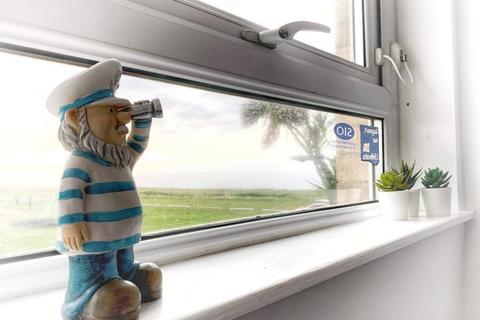 15b Atlantic Road, Newquay, TR7 1QJ