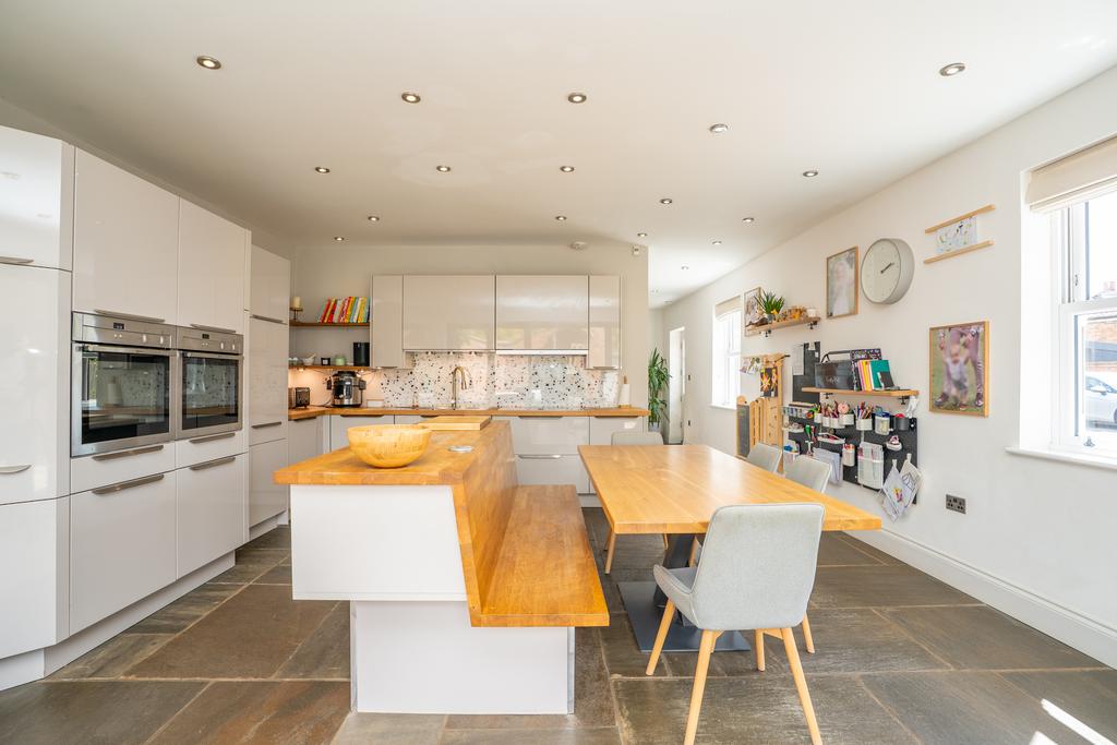 Kitchen Diner