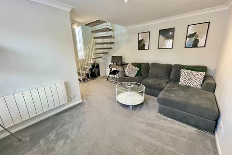 6 Astley Green, Luton, LU2 8TS