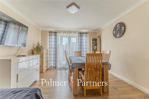 3 bedroom terraced house for sale, Castle Gardens, Kesgrave, Ipswich, Suffolk, IP5