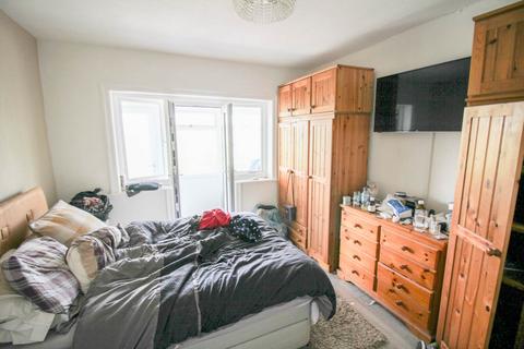 5 Berkeley Crescent, Uphill, Weston-super-mare, BS23 4XZ