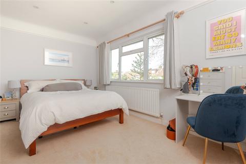 38a Craneford Way, Twickenham, TW2 7SE
