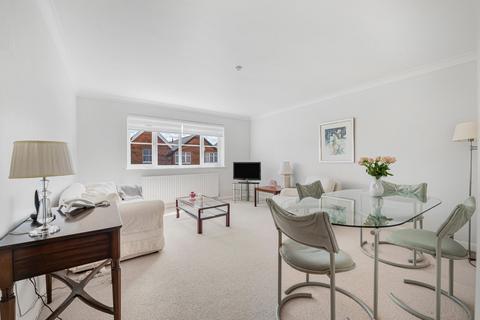 2 bedroom flat for sale, Headley Road, Grayshott, Hindhead, Hampshire
