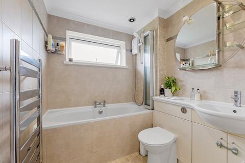 3 Middlefields, Croydon, CR0 9LF
