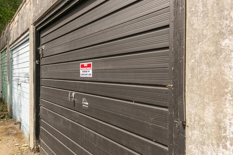 undefined, SOUTH CROYDON CR2