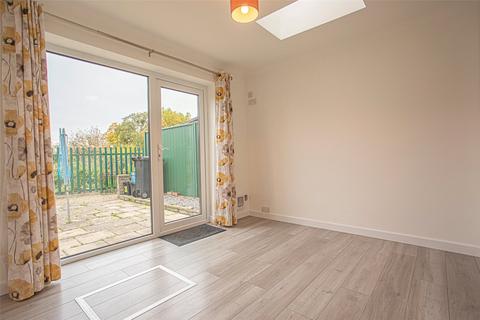 36 Barrymore Close, Langport, TA10 9TB