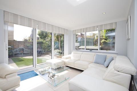 4 bedroom semi-detached house for sale, Rectory Road, Broadstairs, Kent, CT10